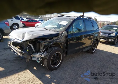 2015 Subaru Forester 2.5I Premium из США, поврежденный, VIN JF2SJADC3FH590819